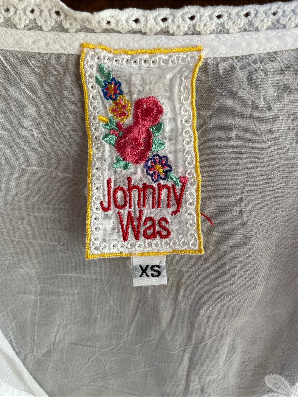 Johnny Was White Embroidered Eyelet V-Neck Tunic - Picture 2 of 5